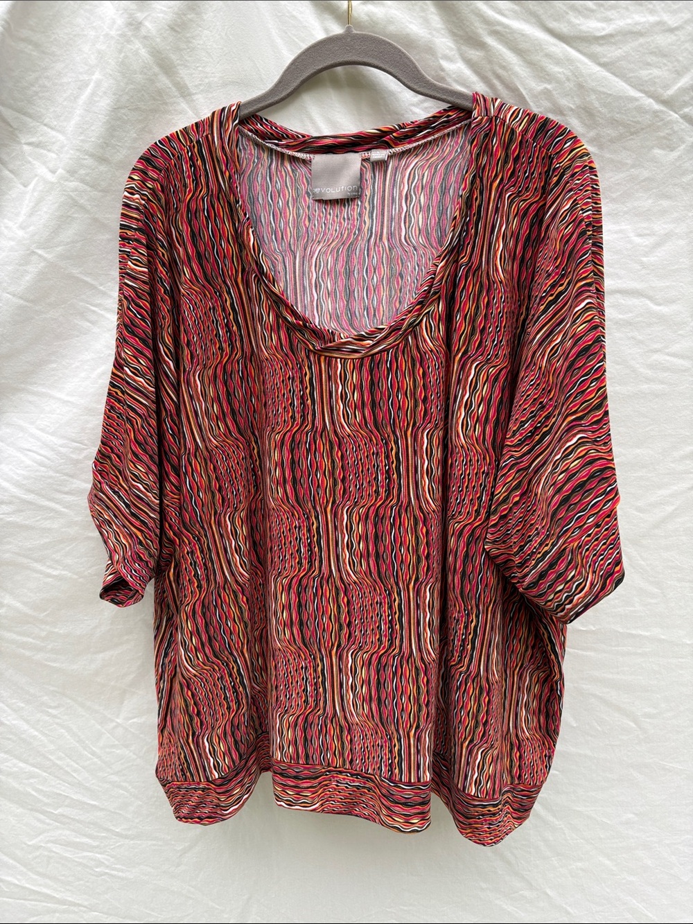 Evolution By Cyrus Red Multicolor Wave-Print Scoop Neck Tunic